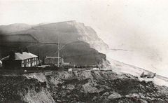 Old-coastgard-station-at-Ecclesbourne.-1905.